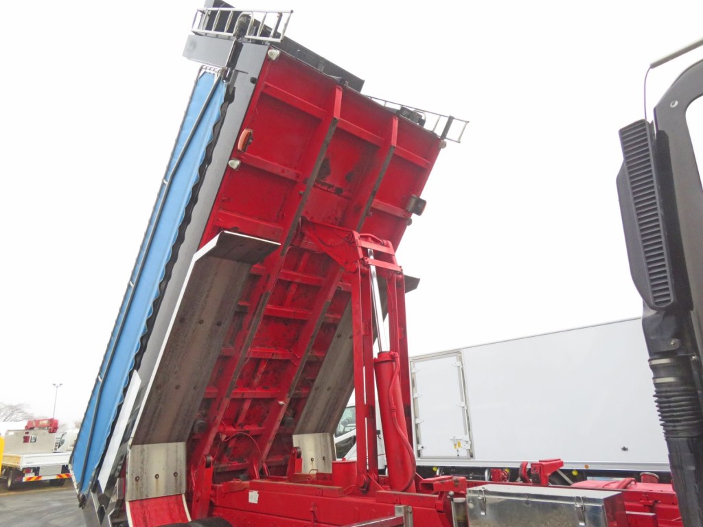 三菱 スーパーグレート QKG-FV60VXの写真9