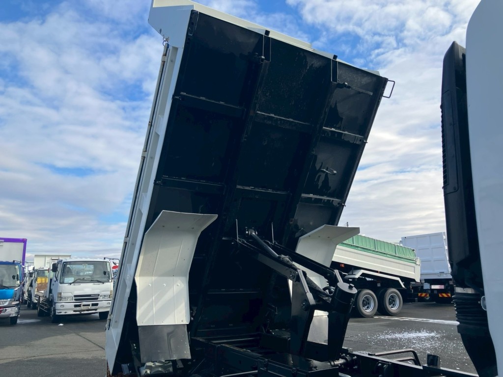 いすゞ フォワード 2RG-FRR90S1(2WD)の写真12