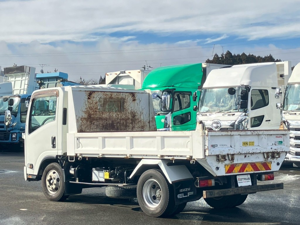 いすゞ エルフ TKG-NPR85YN(2WD)の写真4