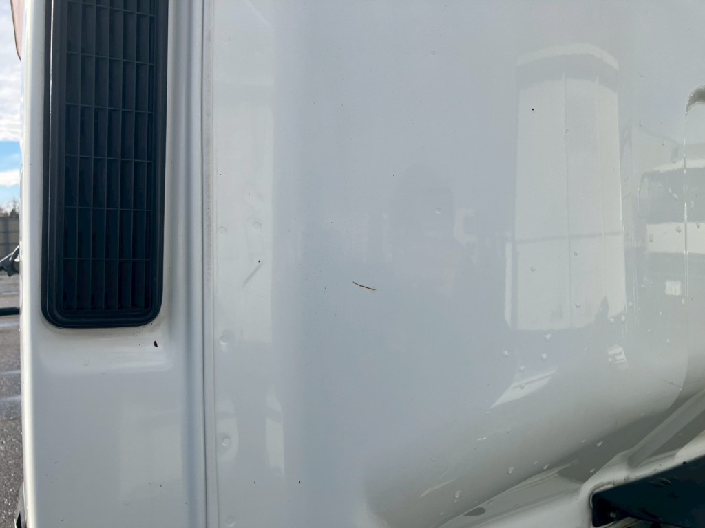 助手席側パックパネルにキズがあります。|いすゞ エルフ TKG-NPR85YN(2WD)の写真33