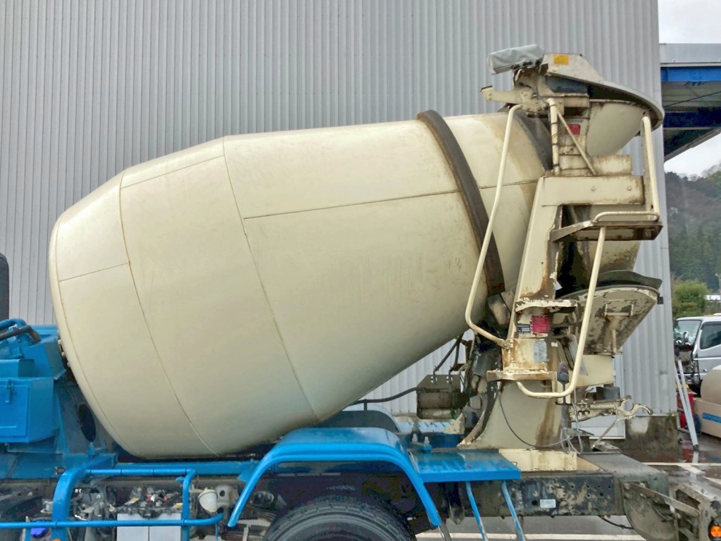 ドラムの外観状態です。(助手席側)|日野 レンジャー 2KG-FJ2ABAの写真22