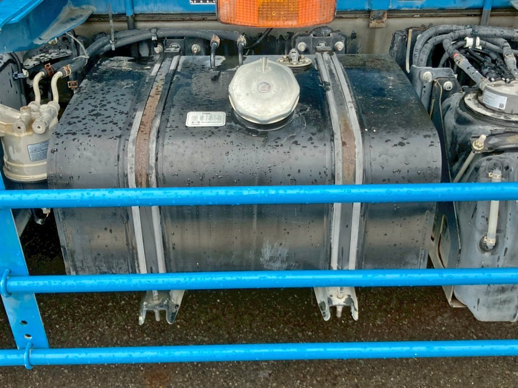 燃料タンクは100Lです。|日野 レンジャー 2KG-FJ2ABAの写真29