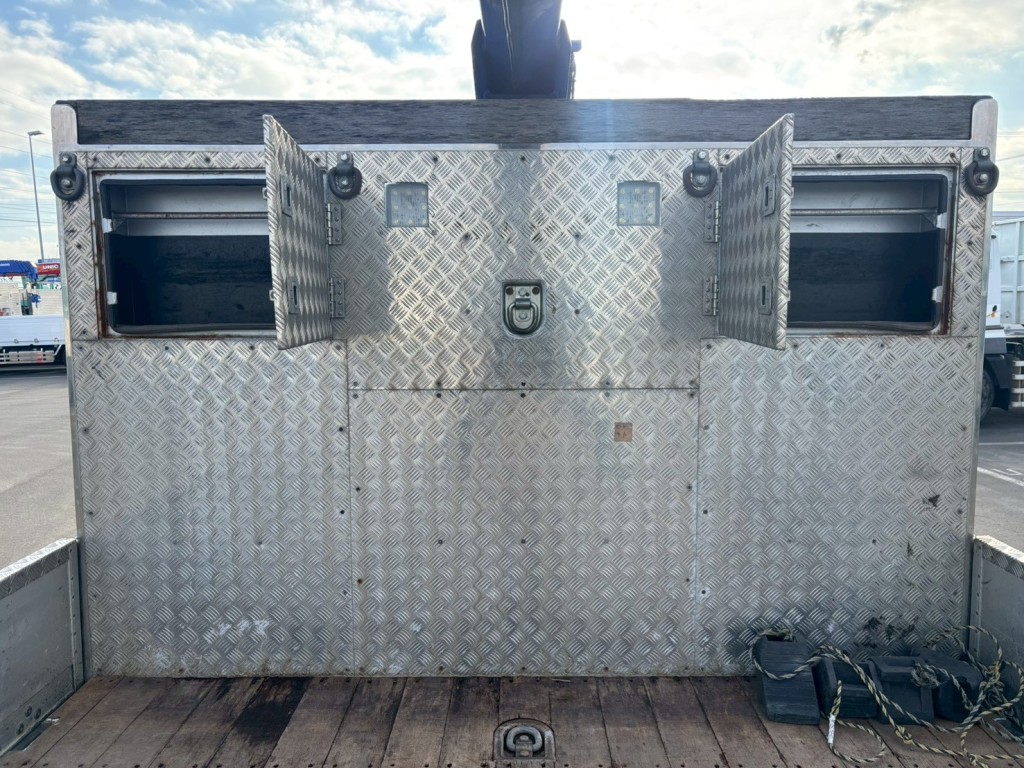 いすゞ フォワード 2RG-FTR90V2の写真13