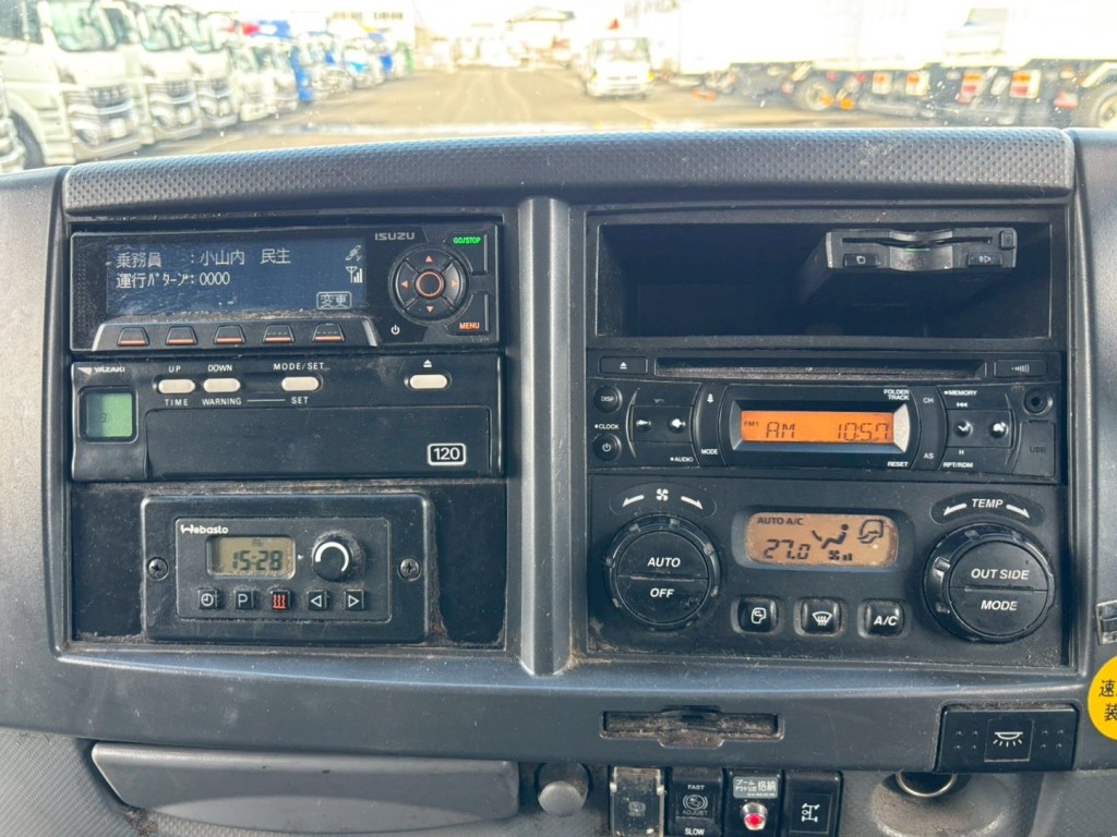 いすゞ フォワード 2RG-FTR90V2の写真48