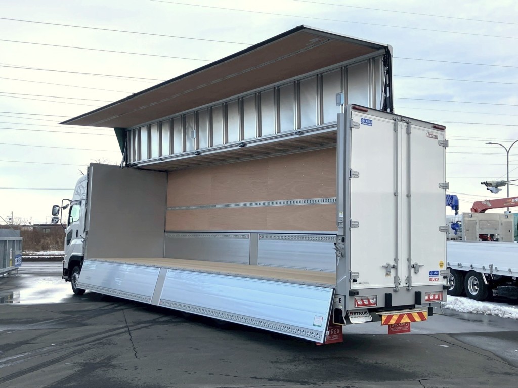 いすゞ ギガ 2PG-CYJ77Dの写真3