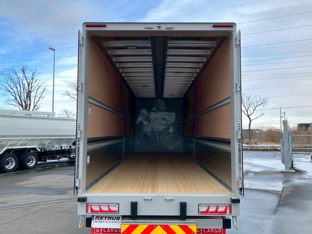 いすゞ ギガ 2PG-CYJ77Dの写真9