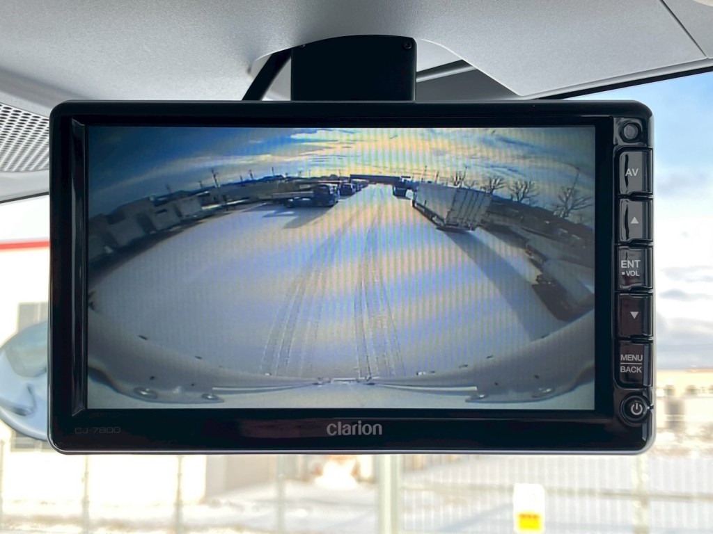 液晶バックモニター付きです。|いすゞ ギガ 2PG-CYJ77Dの写真15