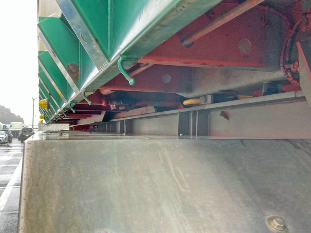 シャーシとネタの状態です。(縦ネタ・横ネタは鉄製です)|東急  TF36H2C3の写真6