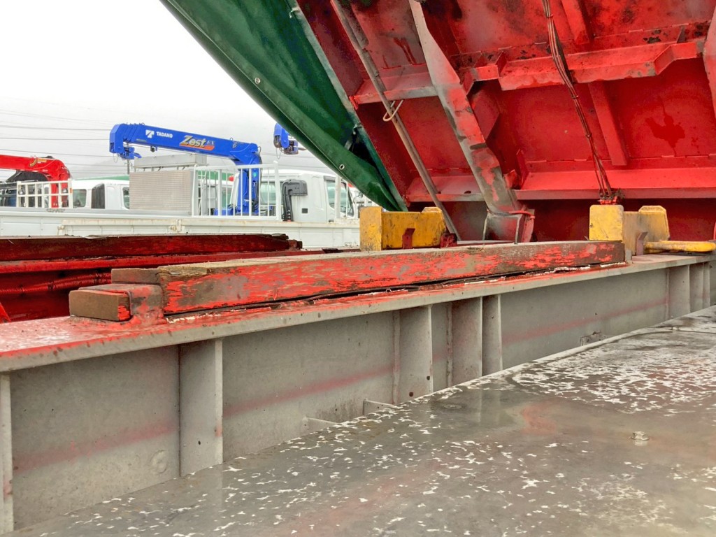 各受け木食い込み跡があります。(助手席側後方)|東急 TF36H2C3の写真30