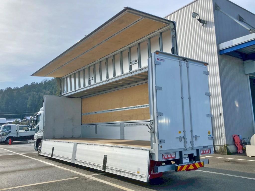 三菱 スーパーグレート 2KG-FS74HZの写真3