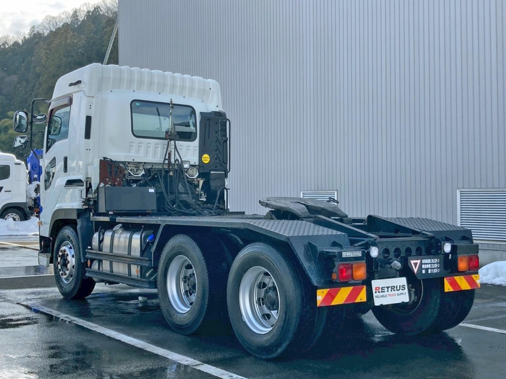 いすゞ ギガ QDG-EXZ52BJの写真3