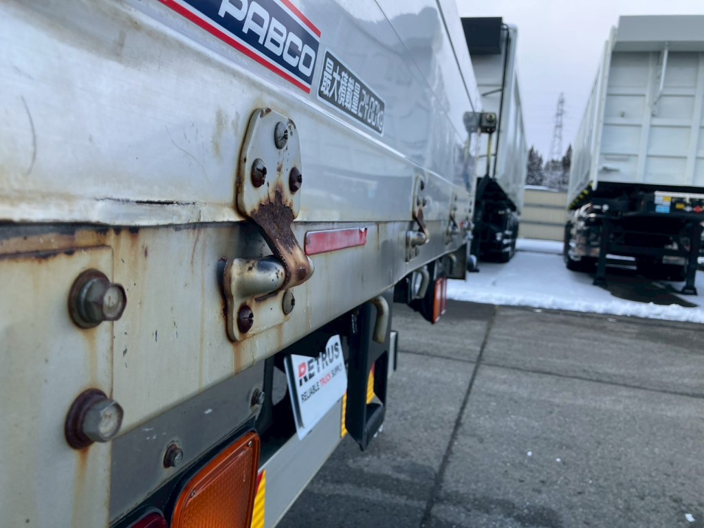 リアレールに歪みがあります。|いすゞ フォワード TKG-FRR90S2(2WD)の写真39