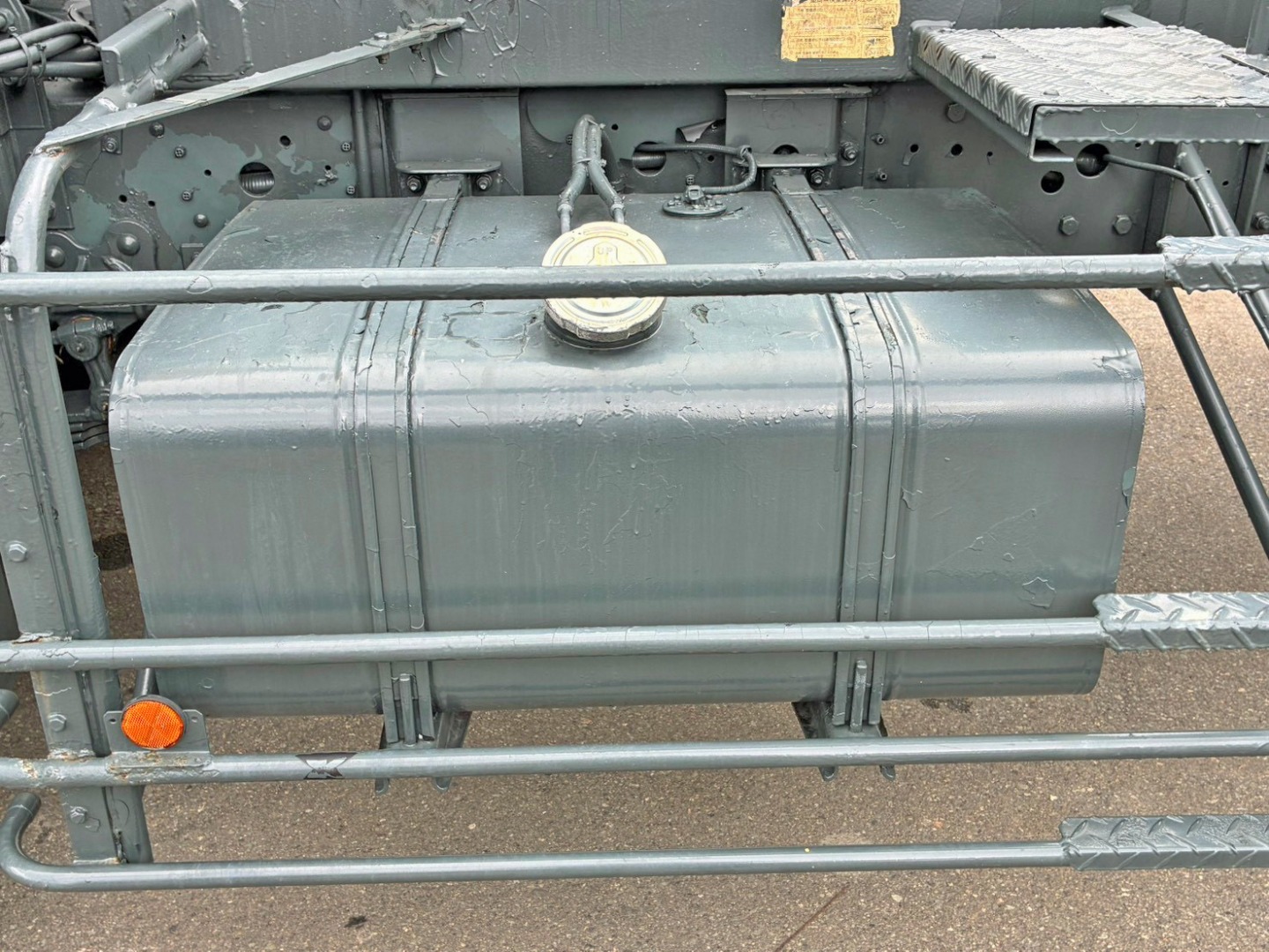 燃料タンクは200Lです。|日野 プロフィア BDG-FS1EPYAの写真29