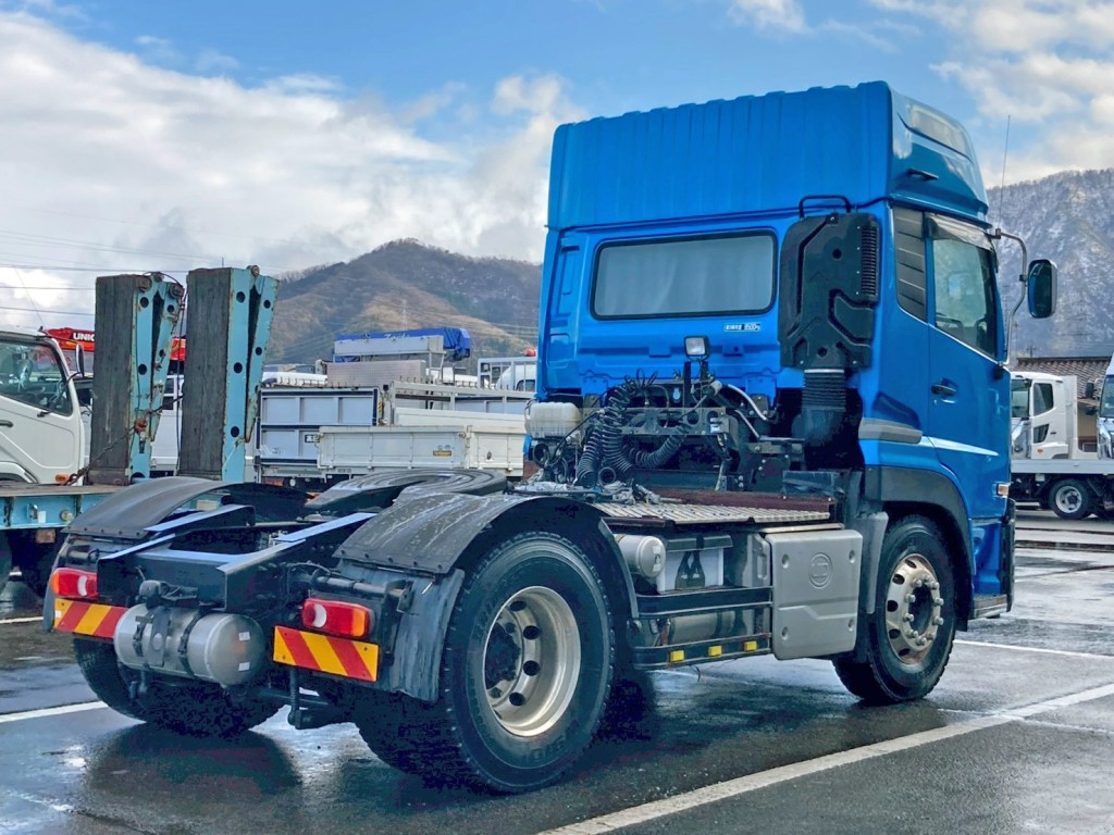 UDトラックス クオン 2PG-GK5AABの写真4