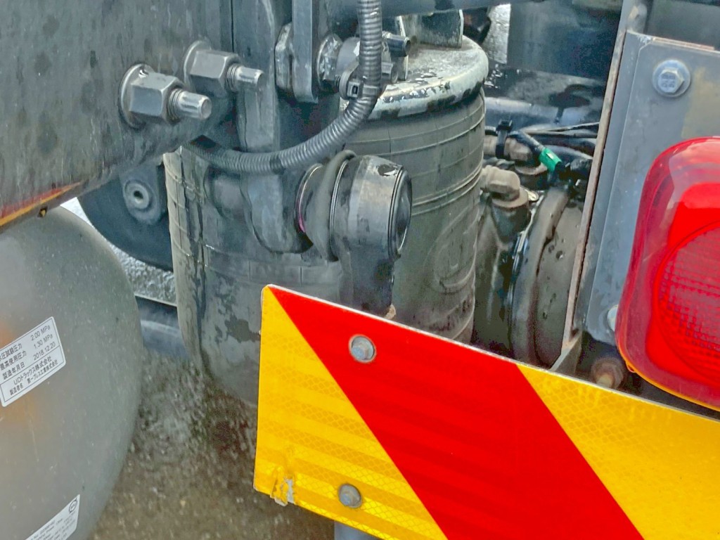 エアサスです。|UDトラックス クオン 2PG-GK5AABの写真5
