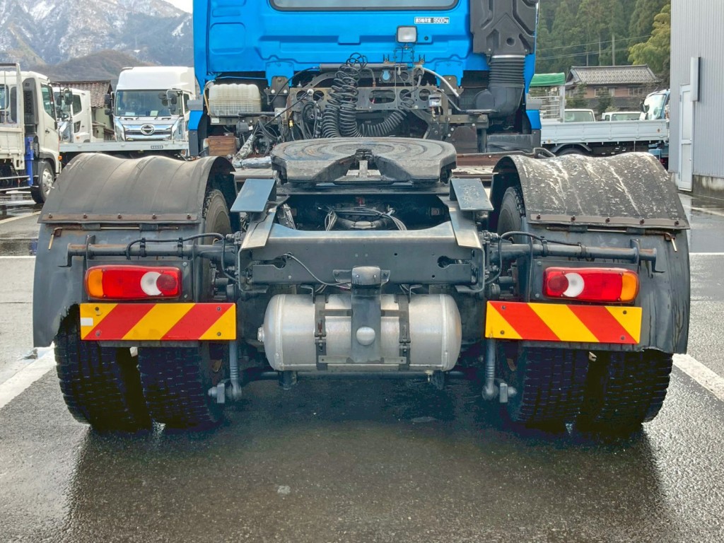 リヤ周りの状態です。|UDトラックス クオン 2PG-GK5AABの写真15