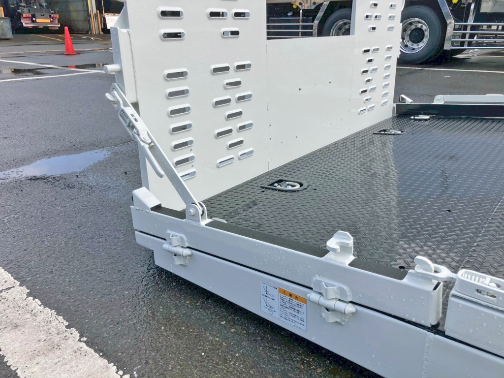 歩みロックの状態です。|三菱 キャンター 2PG-FEB80(2WD)の写真15