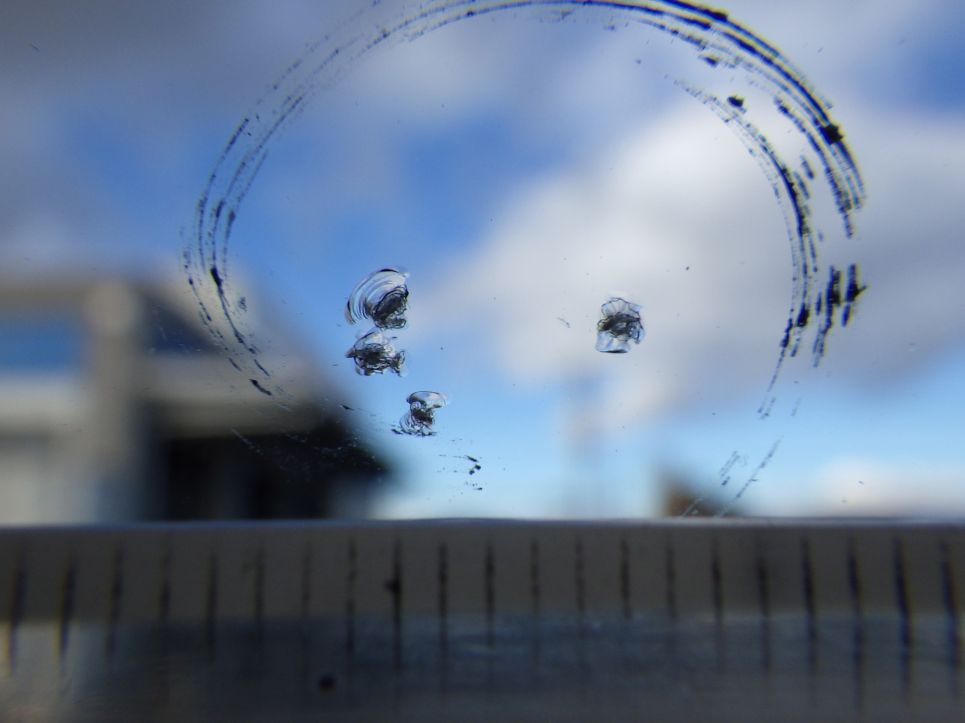 フロントバンパーの助手席側にヘコミがあります。|日野 プロフィア QPG-SH1EDDGの写真47