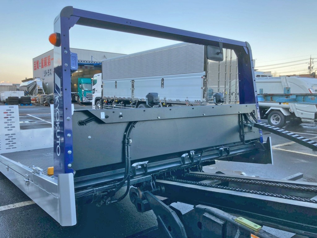 三菱 キャンター 2PG-FEB80(2WD)の写真10