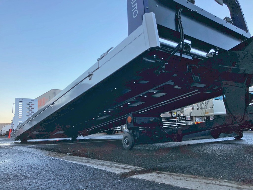 三菱 キャンター 2PG-FEB80(2WD)の写真12