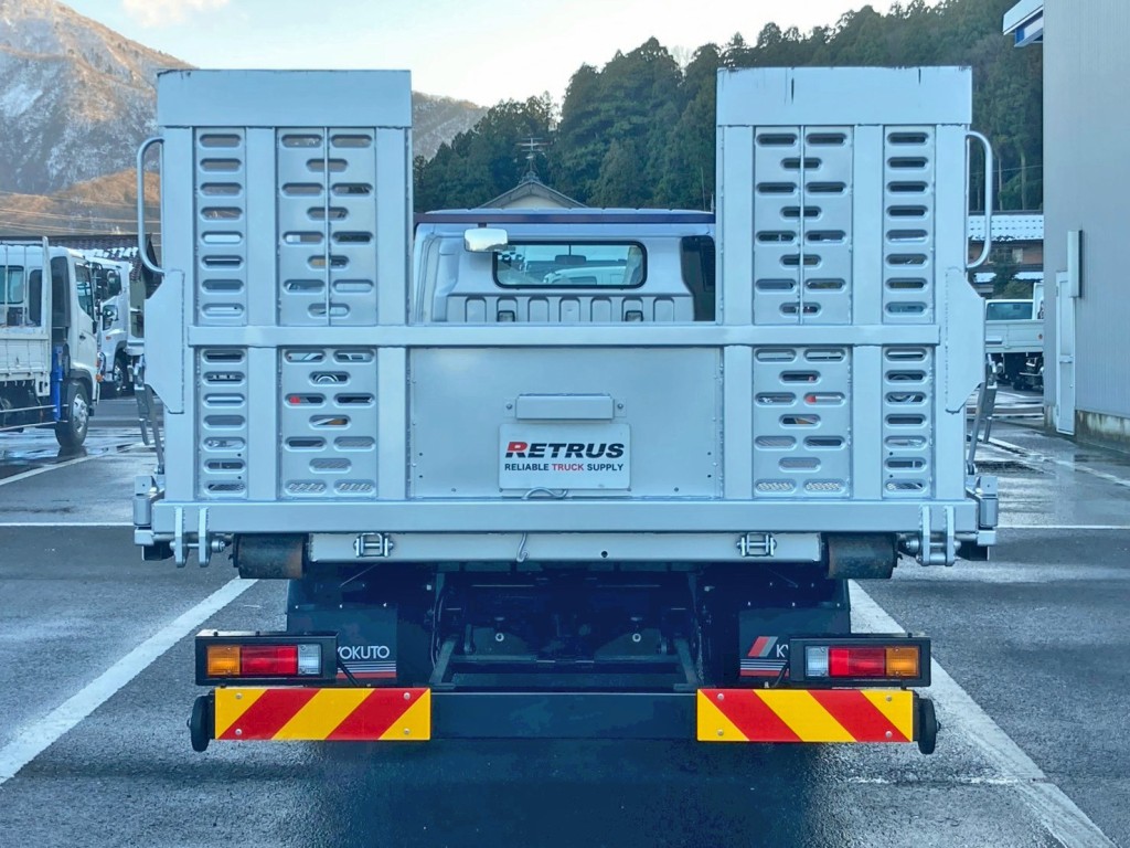 リヤ周りの状態です。|三菱 キャンター 2PG-FEB80(2WD)の写真19