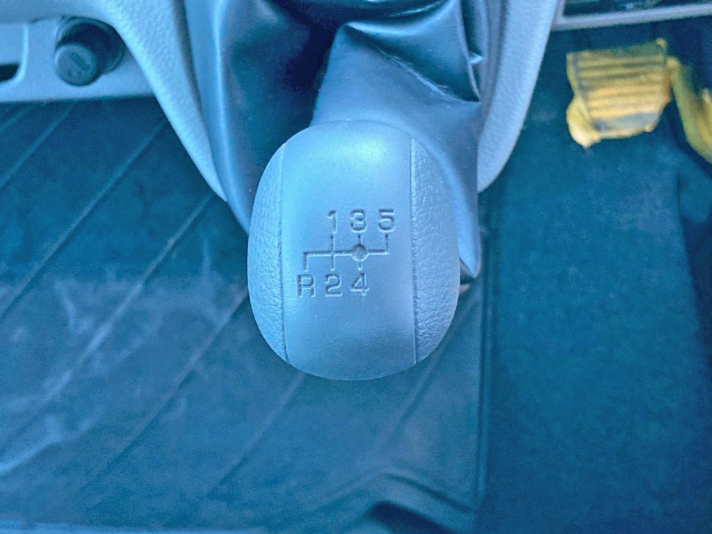 三菱 キャンター 2PG-FEB80(2WD)の写真23