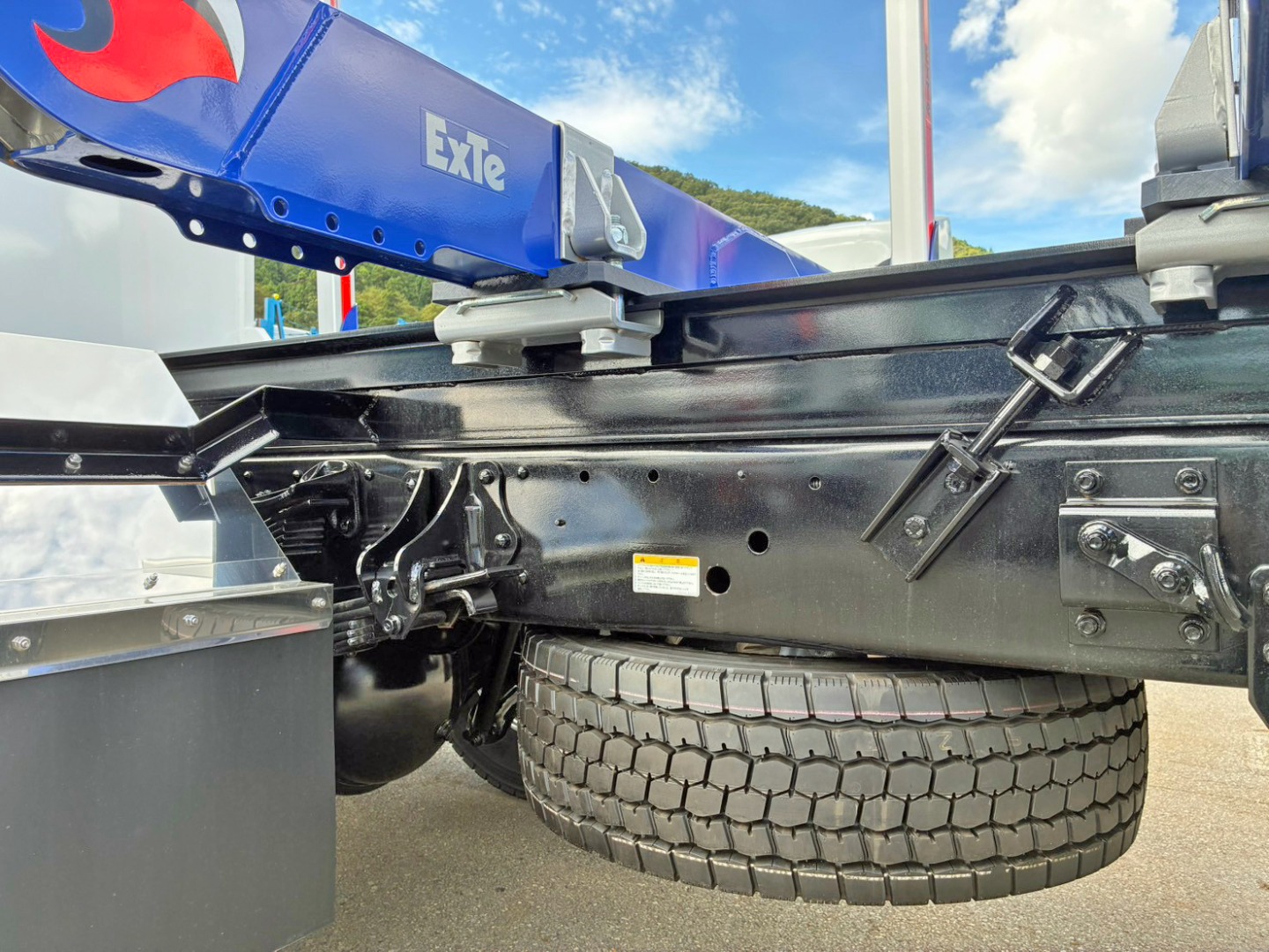 シャーシの状態です。|日野 レンジャー 2KG-FE2ACAの写真6