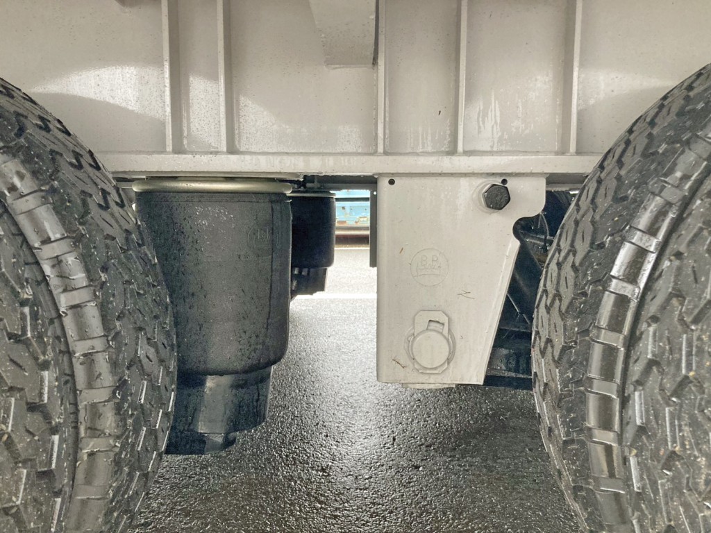 エアサスです。|トレクス  PLR232ASの写真5