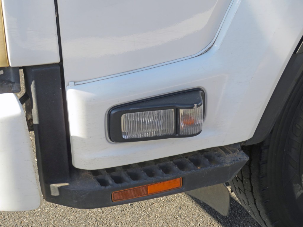 助手席側ドアウインカーのレンズにスリキズがあります。|いすゞ フォワード PKG-FRR90S1(2WD)の写真27