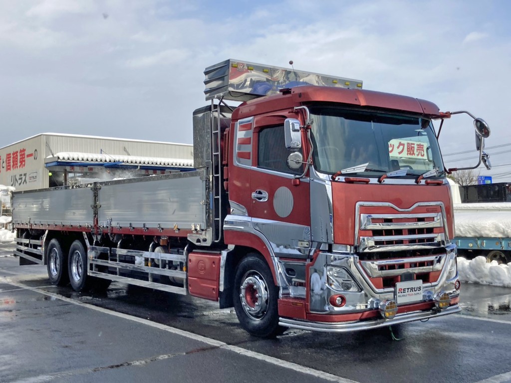 メッキホイールを履いています。|UDトラックス  2PG-CD5CAの写真2