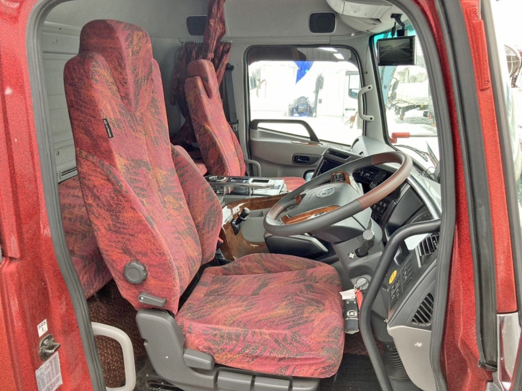 UDトラックス  2PG-CD5CAの写真7