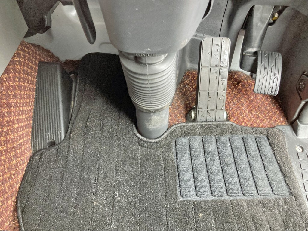 2ペダル仕様です。|UDトラックス  2PG-CD5CAの写真42