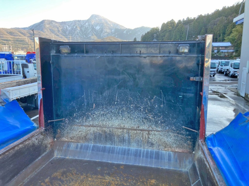 UDトラックス クオン QKG-CW5XLの写真11