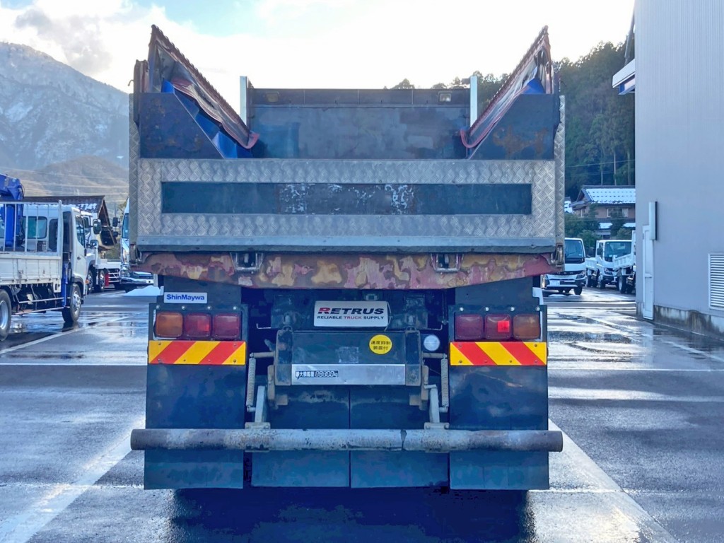 リヤ周りの状態です。|UDトラックス クオン QKG-CW5XLの写真26