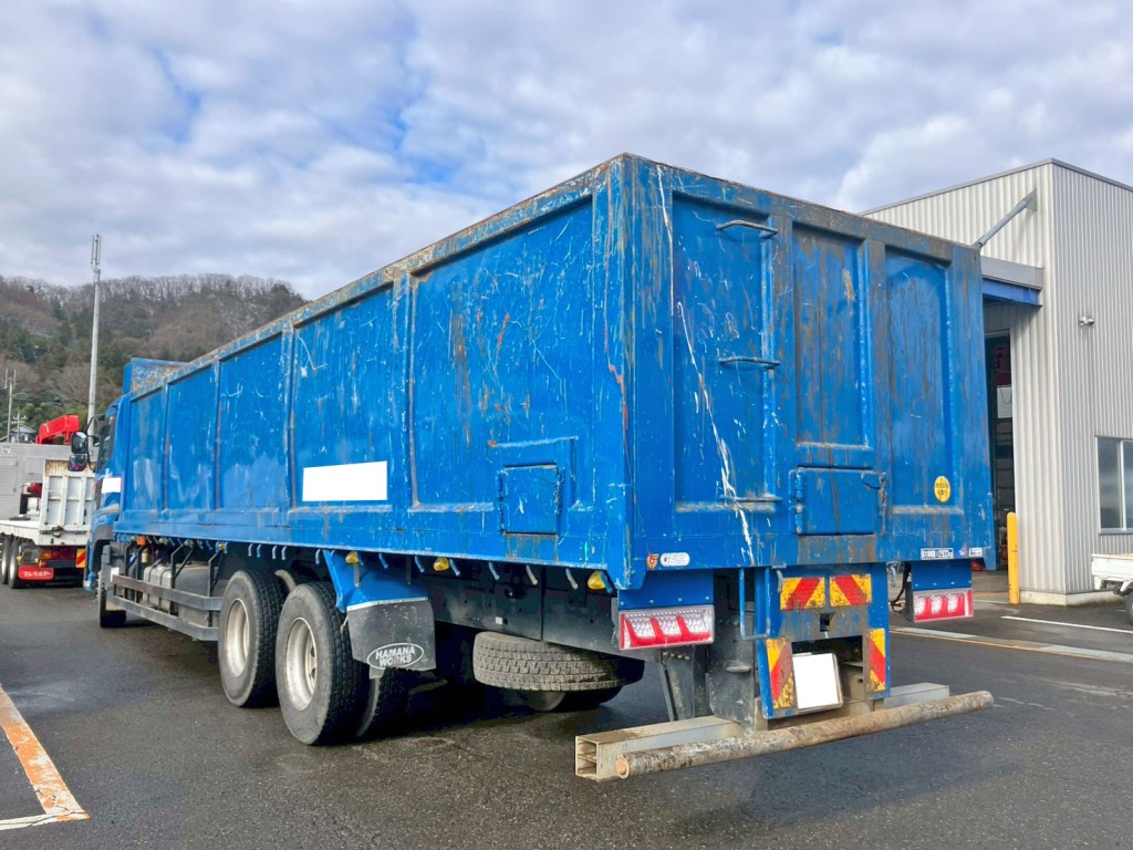 UDトラックス クオン 2PG-CW5FLの写真3