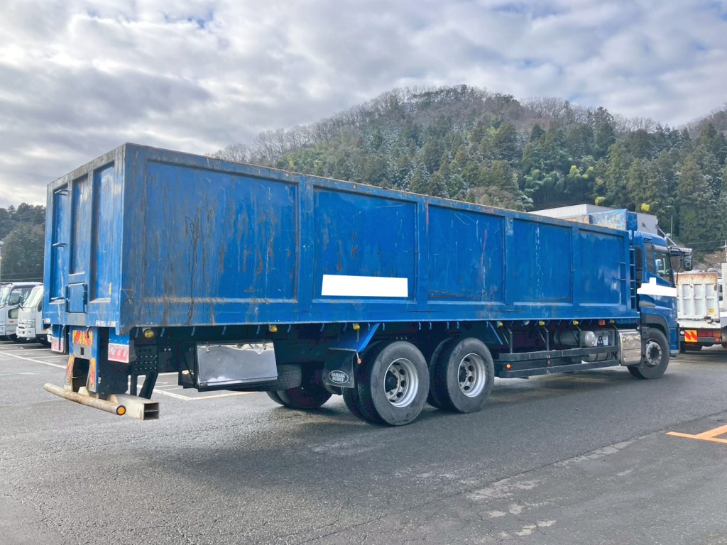 UDトラックス クオン 2PG-CW5FLの写真4