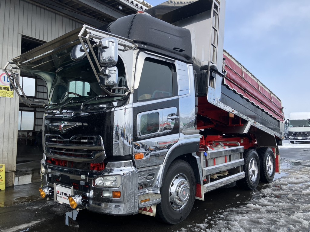 UDトラックス クオン QKG-CW5XLの写真1