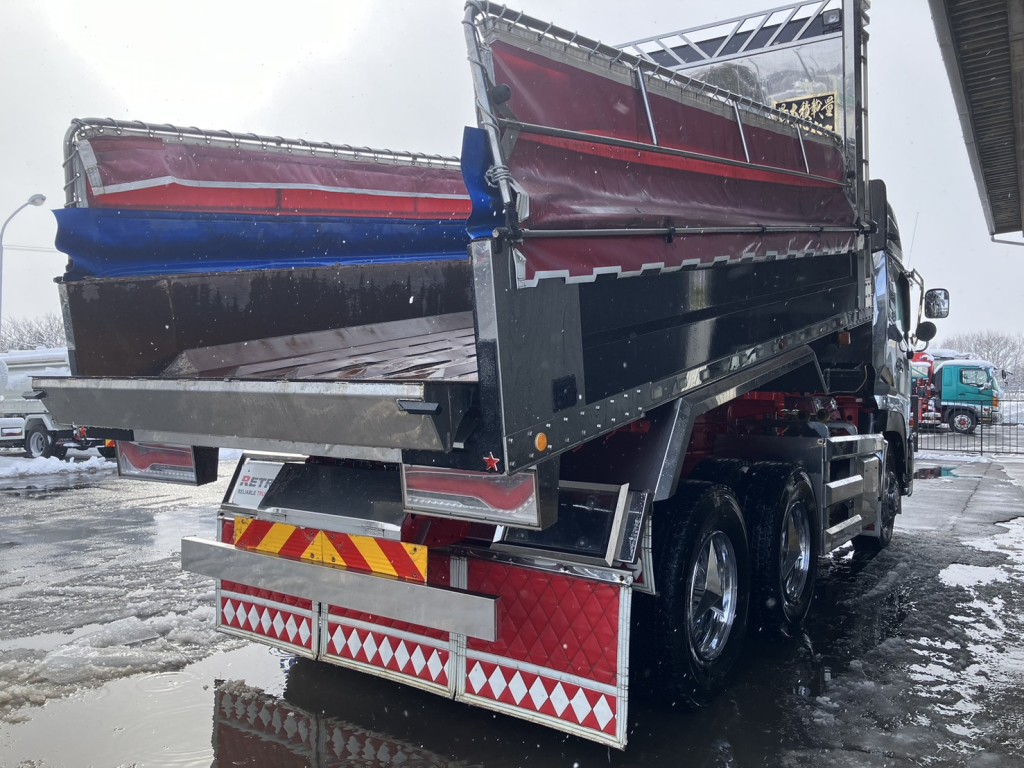 UDトラックス クオン QKG-CW5XLの写真4