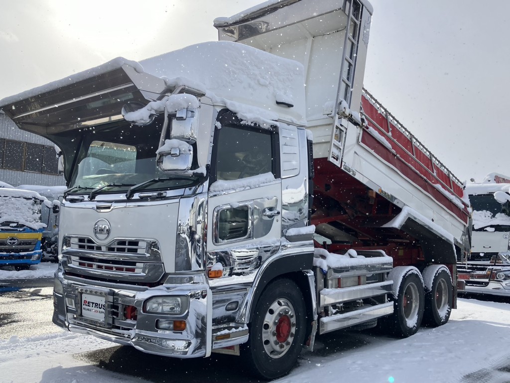 UDトラックス クオン QKG-CW5XLの写真1