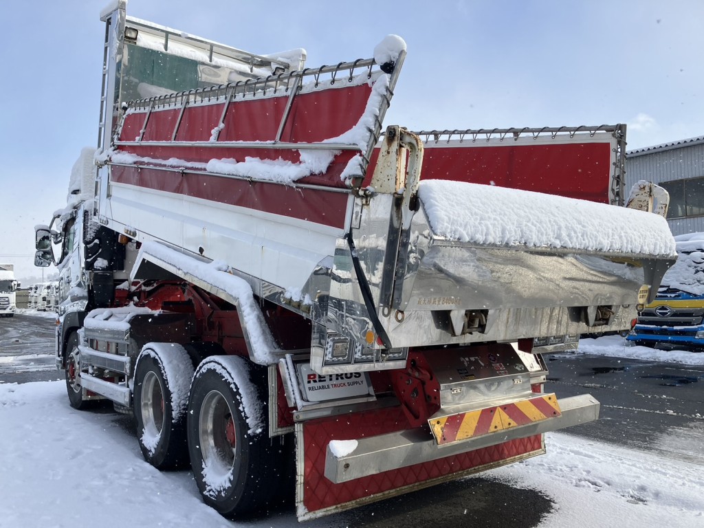 UDトラックス クオン QKG-CW5XLの写真3