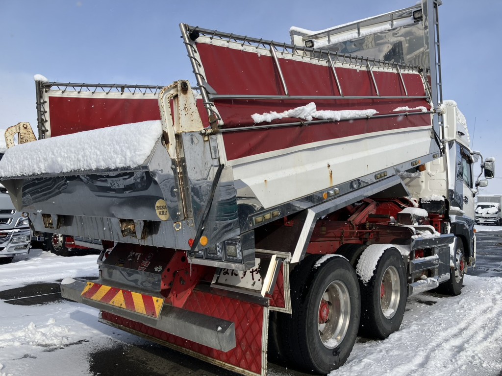 UDトラックス クオン QKG-CW5XLの写真4