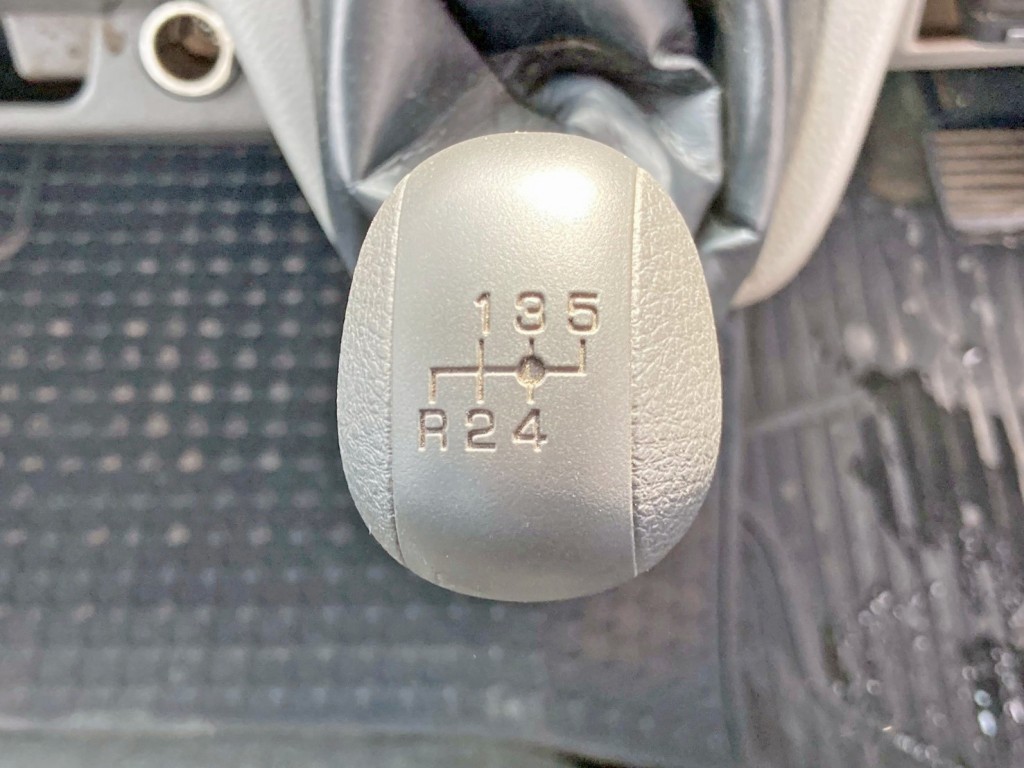 三菱 キャンター 2PG-FEB90(2WD)の写真33