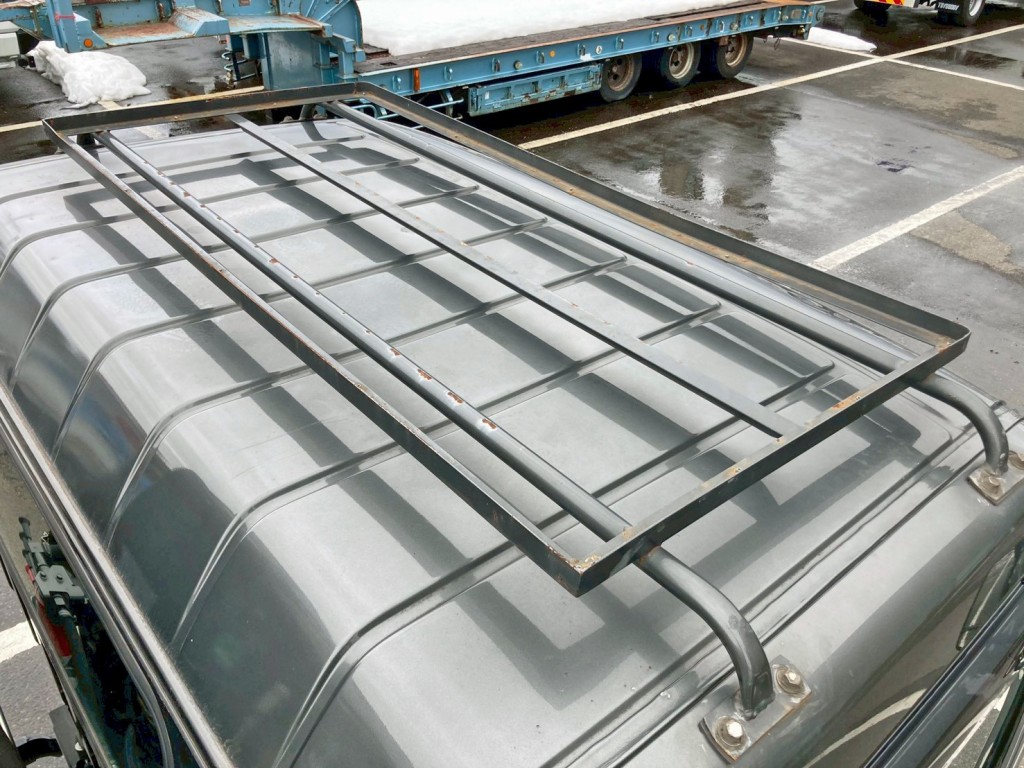 シートデッキの床板欠品しています。|三菱 キャンター 2PG-FEB90(2WD)の写真37