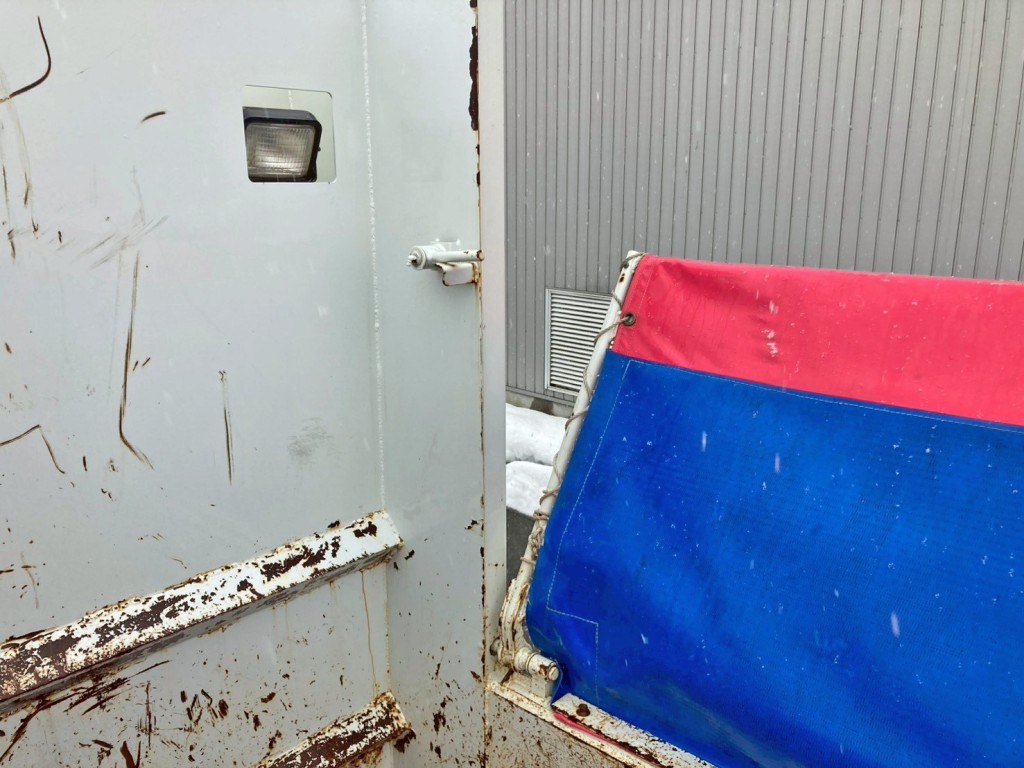 運転席側ストッパーの状態です。|三菱 ファイター 2KG-FK62FZの写真13