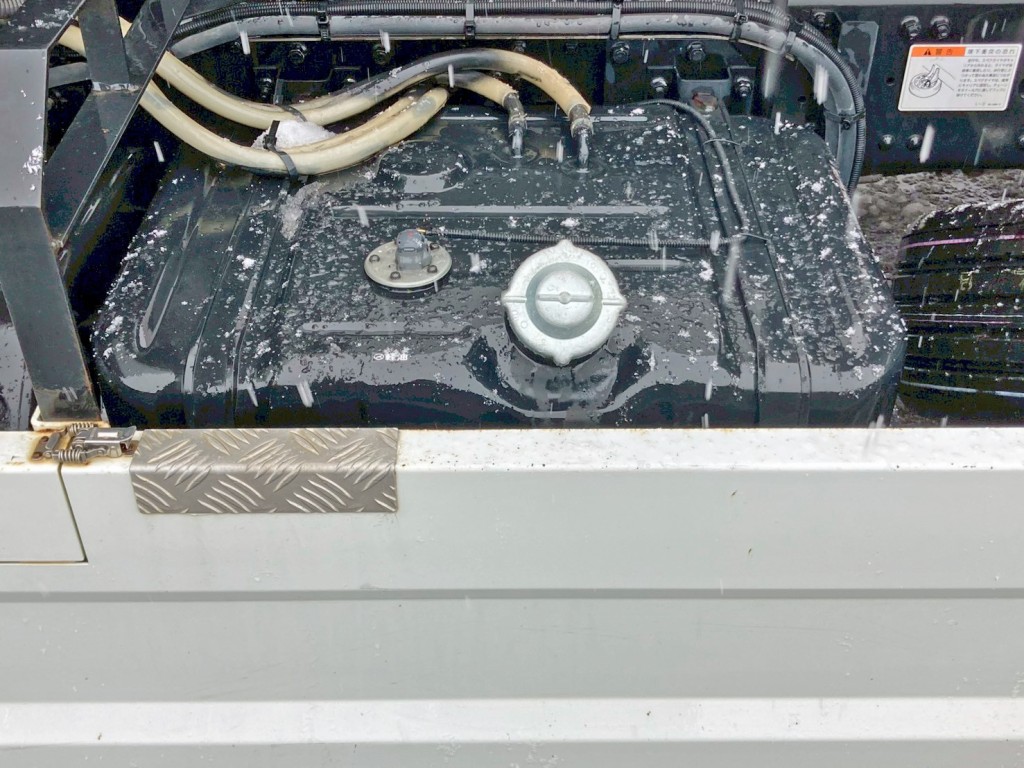 燃料タンクは100Lです。|三菱 ファイター 2KG-FK62FZの写真30