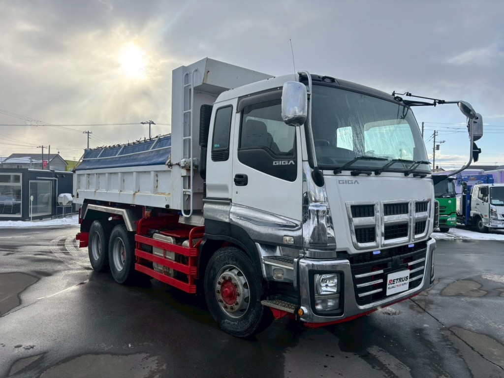 いすゞ ギガ QKG-CXZ77ATの写真2