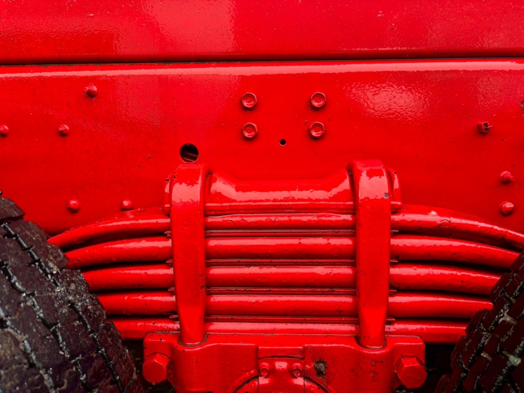 リーフサスです。|いすゞ ギガ QKG-CXZ77ATの写真5