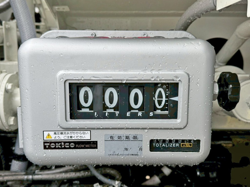 流量計です。|日野 デュトロ 2KG-XZU640F(2WD)の写真19