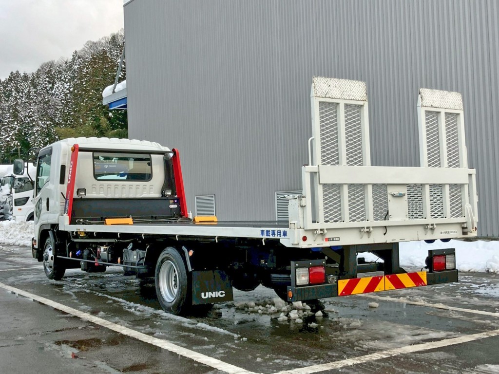 いすゞ フォワード 2RG-FRR90S2(2WD)の写真3