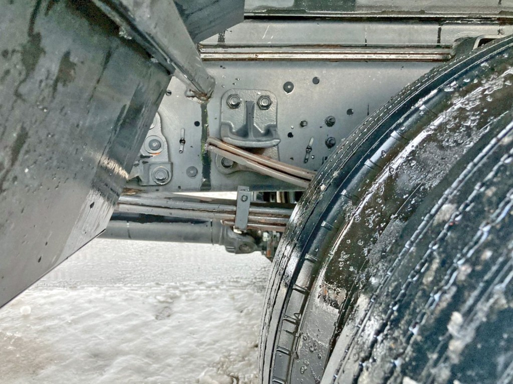 リーフサスです。|いすゞ フォワード 2RG-FRR90S2(2WD)の写真5